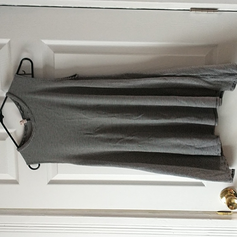Elan Carrie Pocketed Striped Dress Black and White
